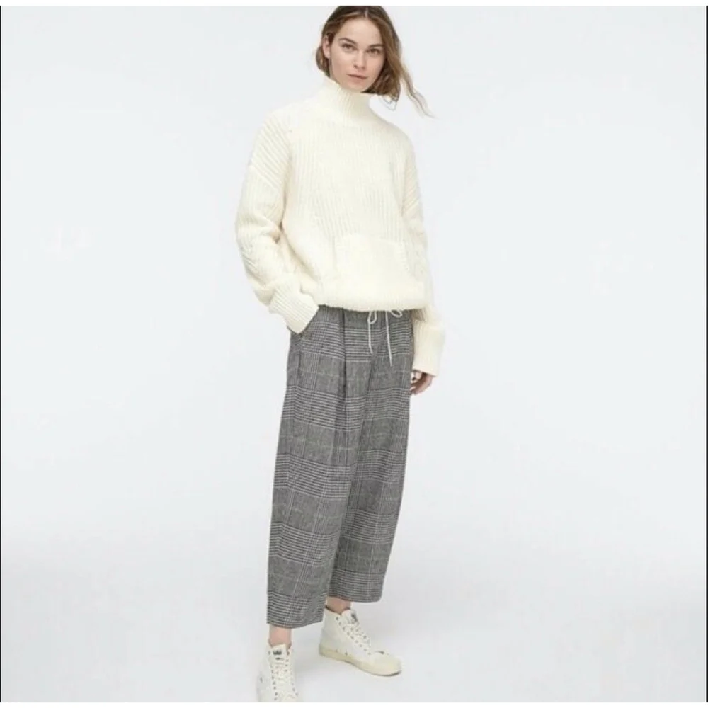 J Crew Front-Pocket Ivory Turtleneck Sweater Merino Wool Size XL Chunky Thick
